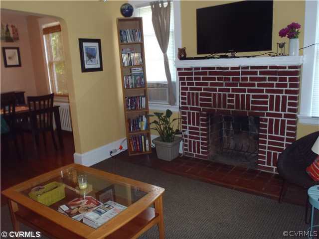 1802 Newman Road Richmond, VA 23231 - Photo 4 of 11 Living Room - Open living room with real wood floo