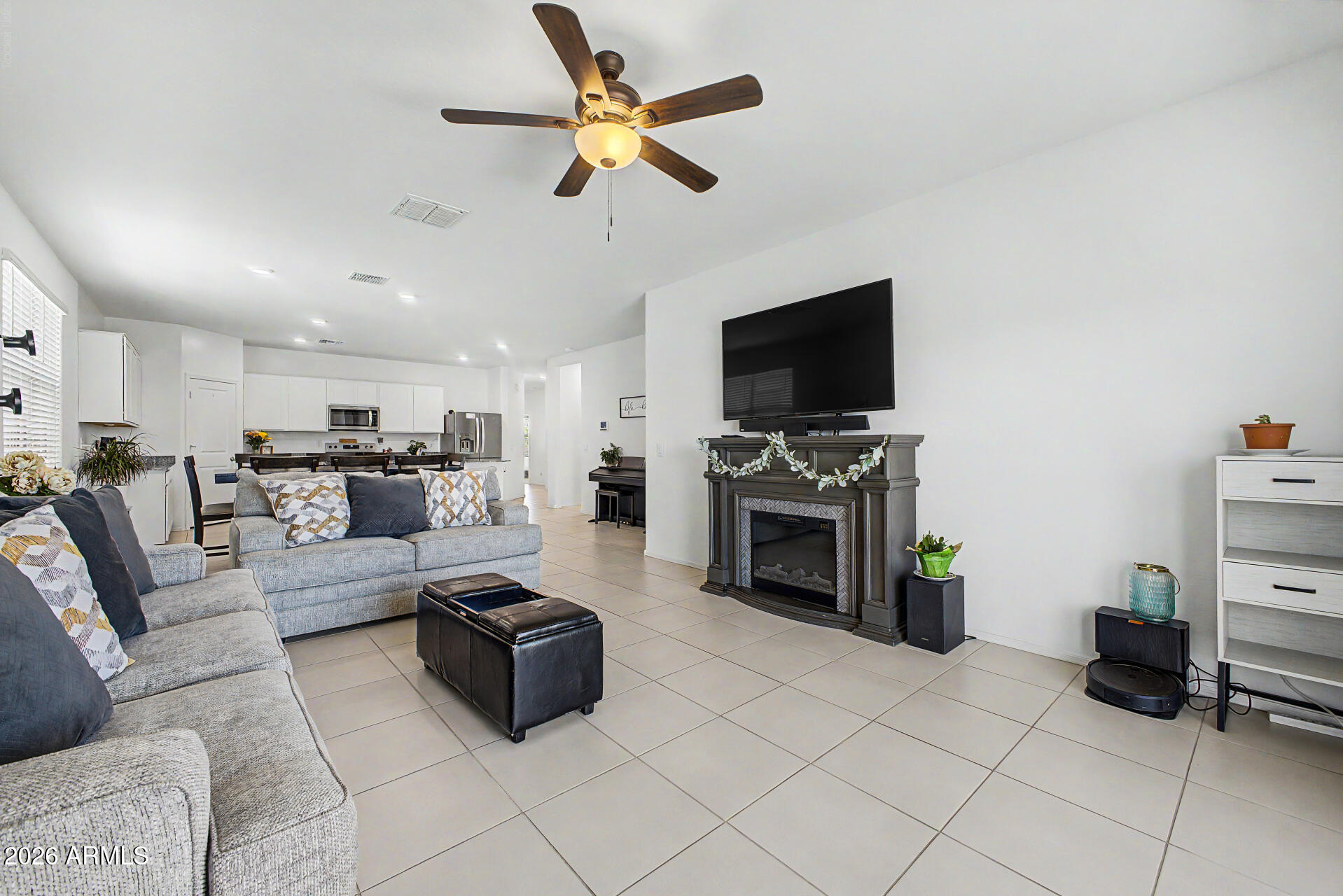 10611 West Bloch Road Tolleson, AZ 85353 - Photo 7 of 29