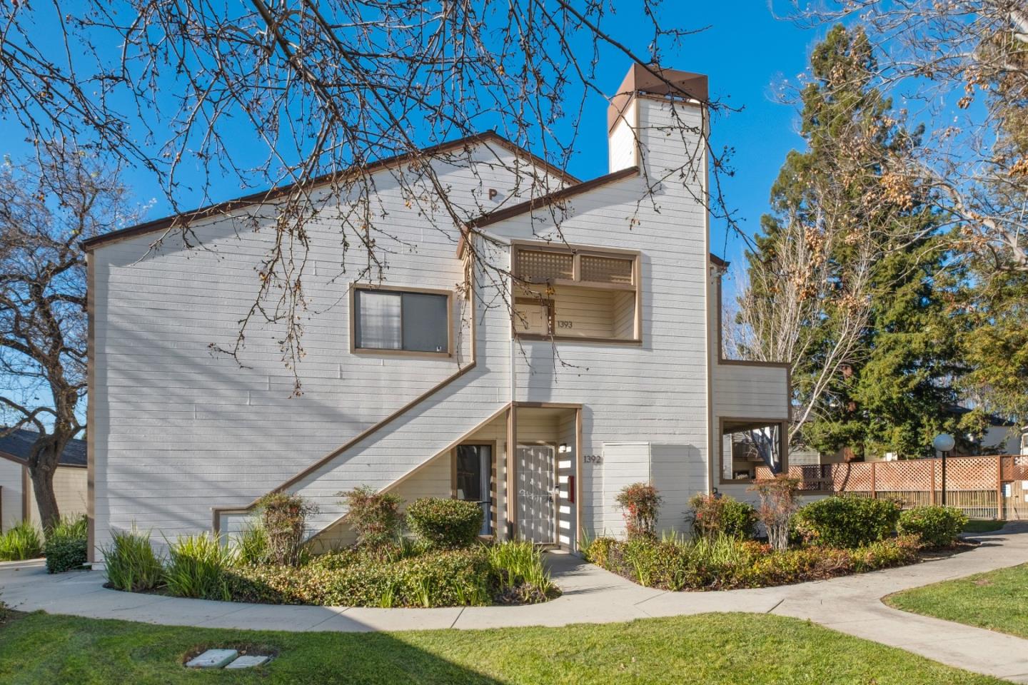 1392 Meadow Ridge Circle San Jose, CA 95131 - Photo 33 of 43 a brick building with a large windows