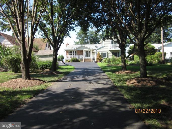 3728 Thomas Point Road Annapolis, MD 21403 - Photo 1 of 30 Exterior (Main)