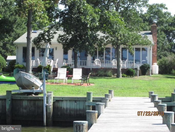 3728 Thomas Point Road Annapolis, MD 21403 - Photo 2 of 30 Exterior #2