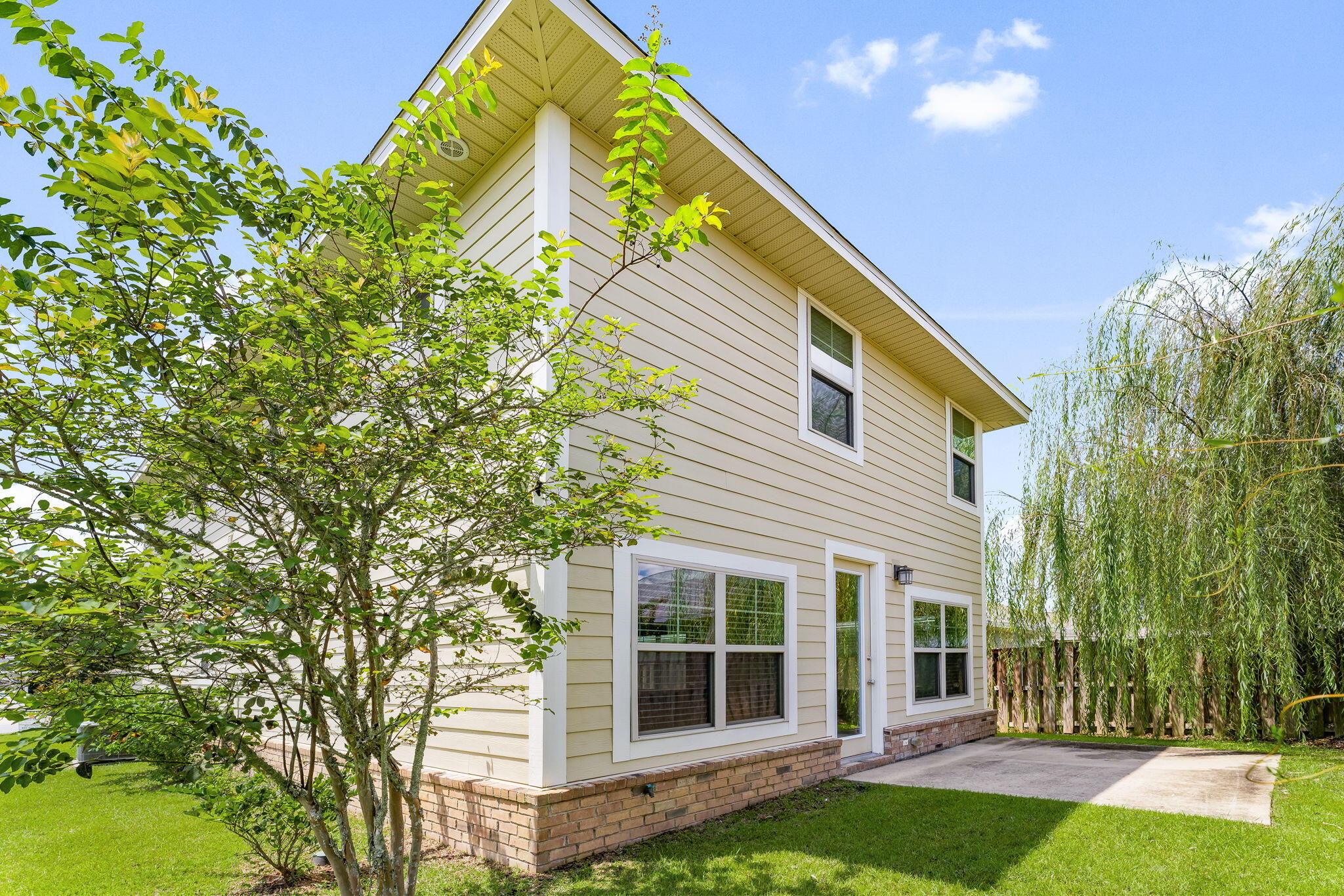 120 Brandywine Road Freeport, FL 32439 - Photo 28 of 29 a view of a house with a backyard
