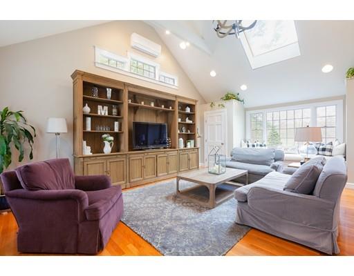 63 Dover Road Westwood, MA 02090 - Photo 8 of 37 Gallery Image 8
