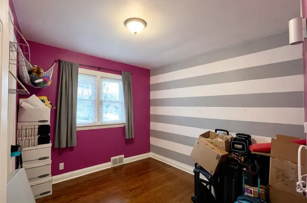 $339,000 | 8009 Lavergne Avenue, Burbank, IL 60459