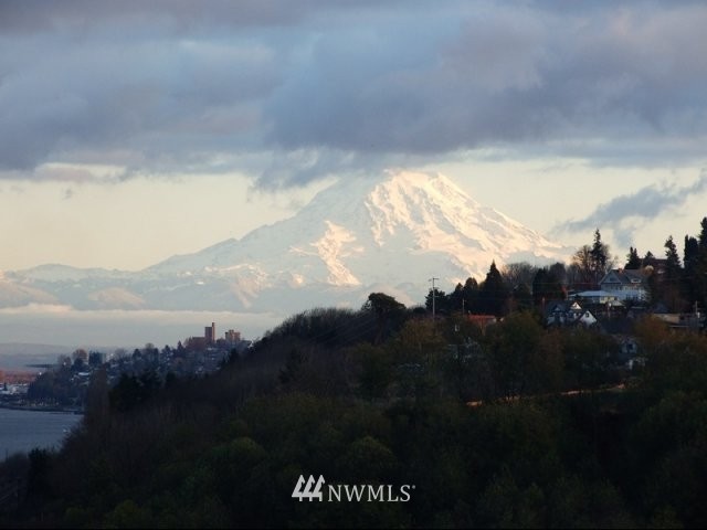 5204 North Bennett Street, Unit 206 Ruston, WA 98407 - Photo 13 of 13 Gallery Image 13