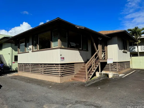 $2,500 | 55 Mango Street, Wahiawa, HI 96786