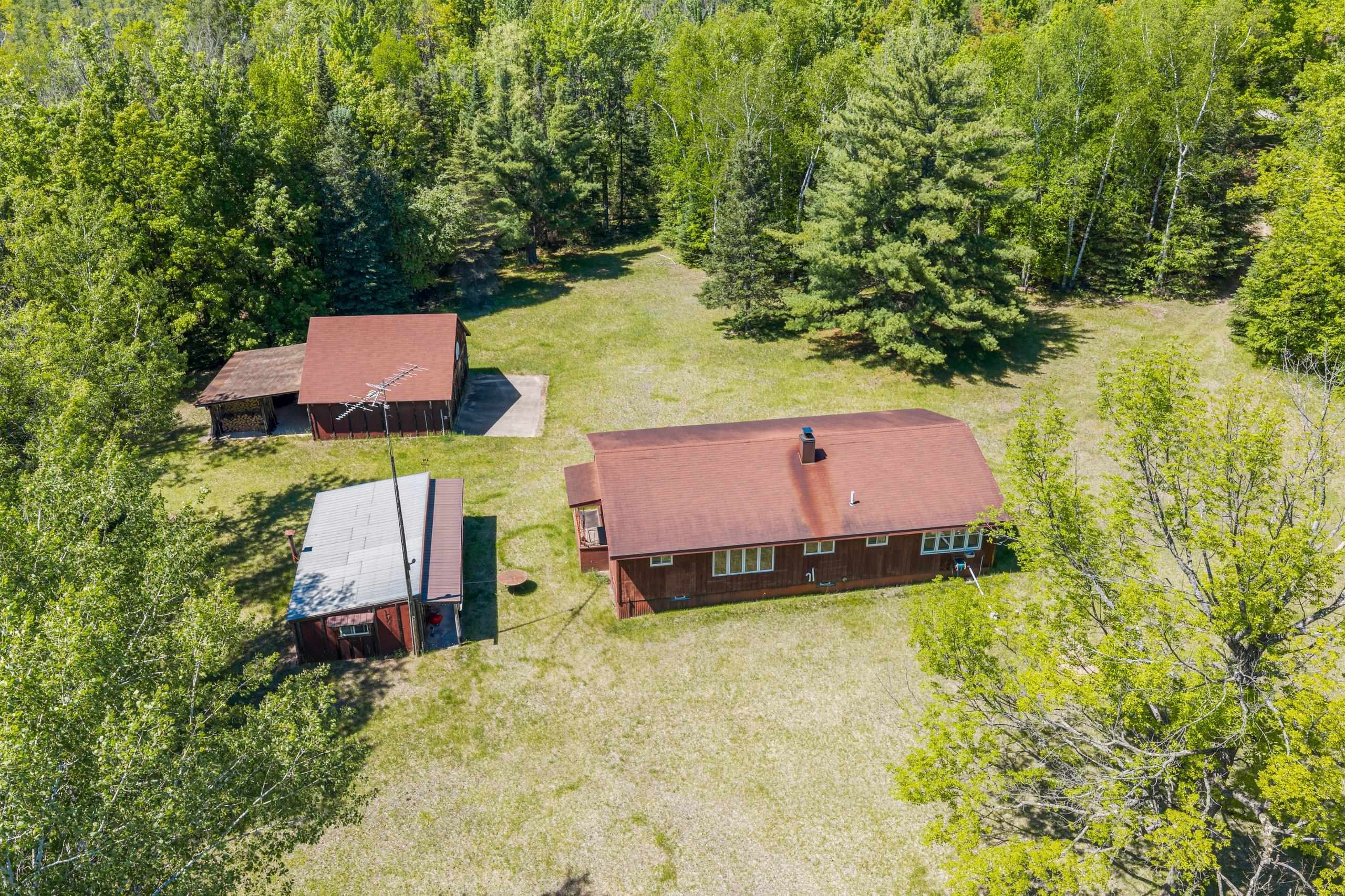 W4945 South Right Of Way Road Crivitz, WI 54114 - Photo 18 of 65