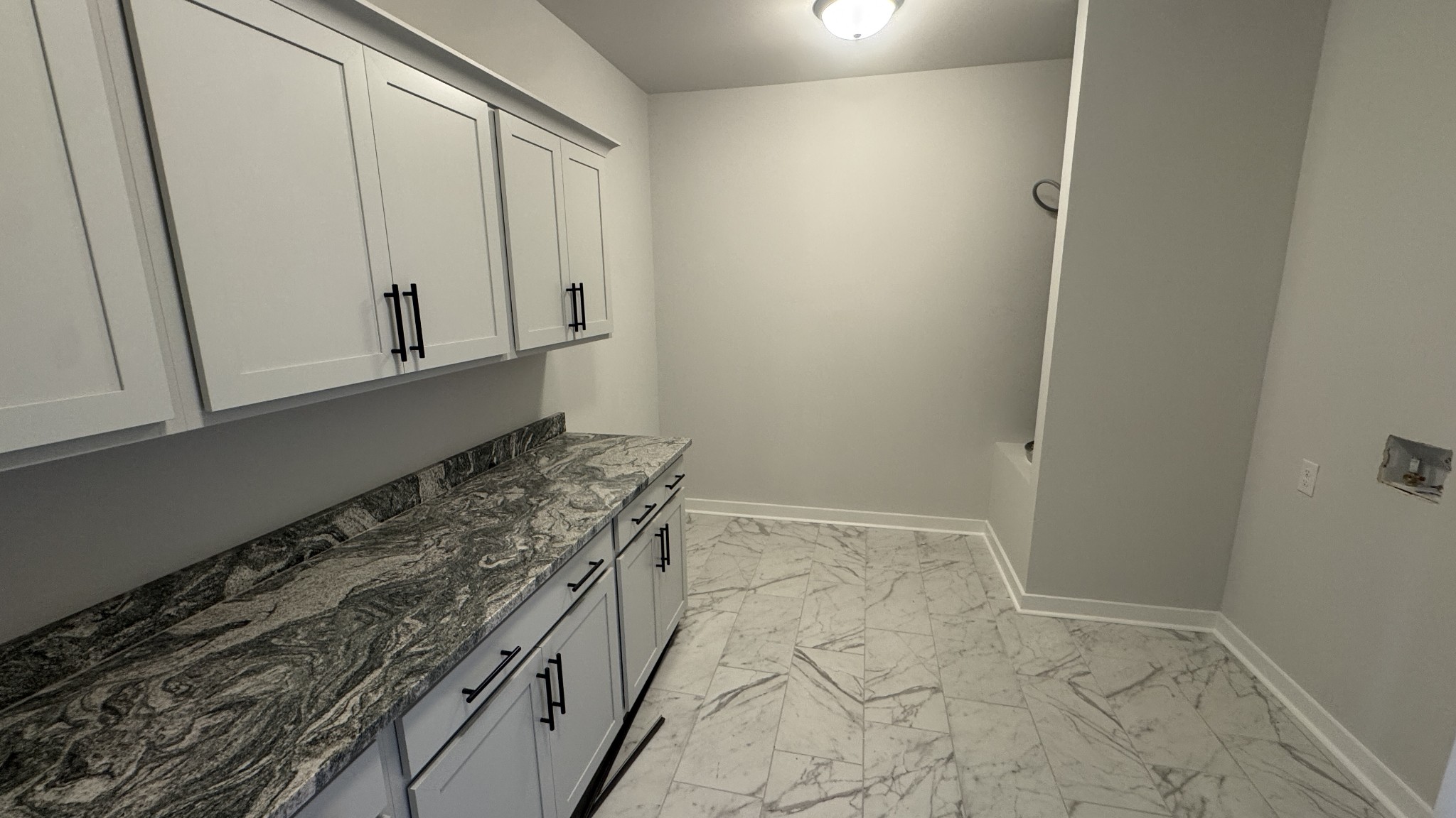 482 West Foxrun Springfield, TN 37172 - Photo 10 of 27