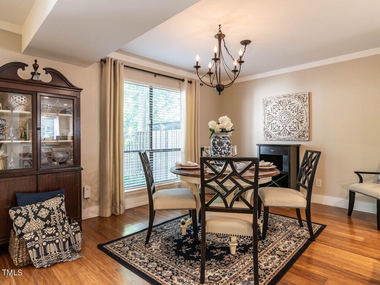 3903 Wendy Lane Raleigh, NC 27606 - Photo 3 of 35 012-1280x960-dining-room