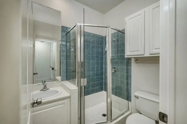 $2,095 | 1741 Spyglass Drive, Unit 228, Austin, TX 78746