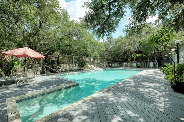 $2,095 | 1741 Spyglass Drive, Unit 228, Austin, TX 78746