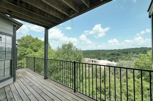 $2,095 | 1741 Spyglass Drive, Unit 228, Austin, TX 78746
