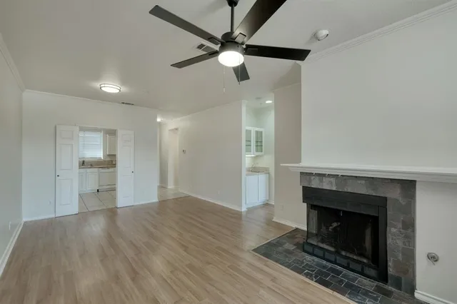 $2,095 | 1741 Spyglass Drive, Unit 228, Austin, TX 78746