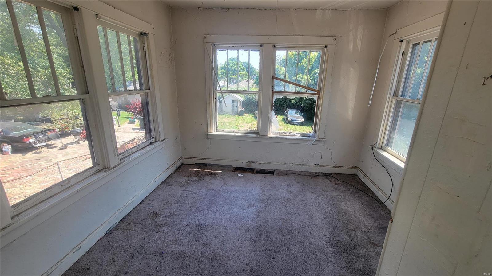 3424 Lucas-Hunt Road St. Louis, MO 63121 - Photo 8 of 9 Gallery Image 8