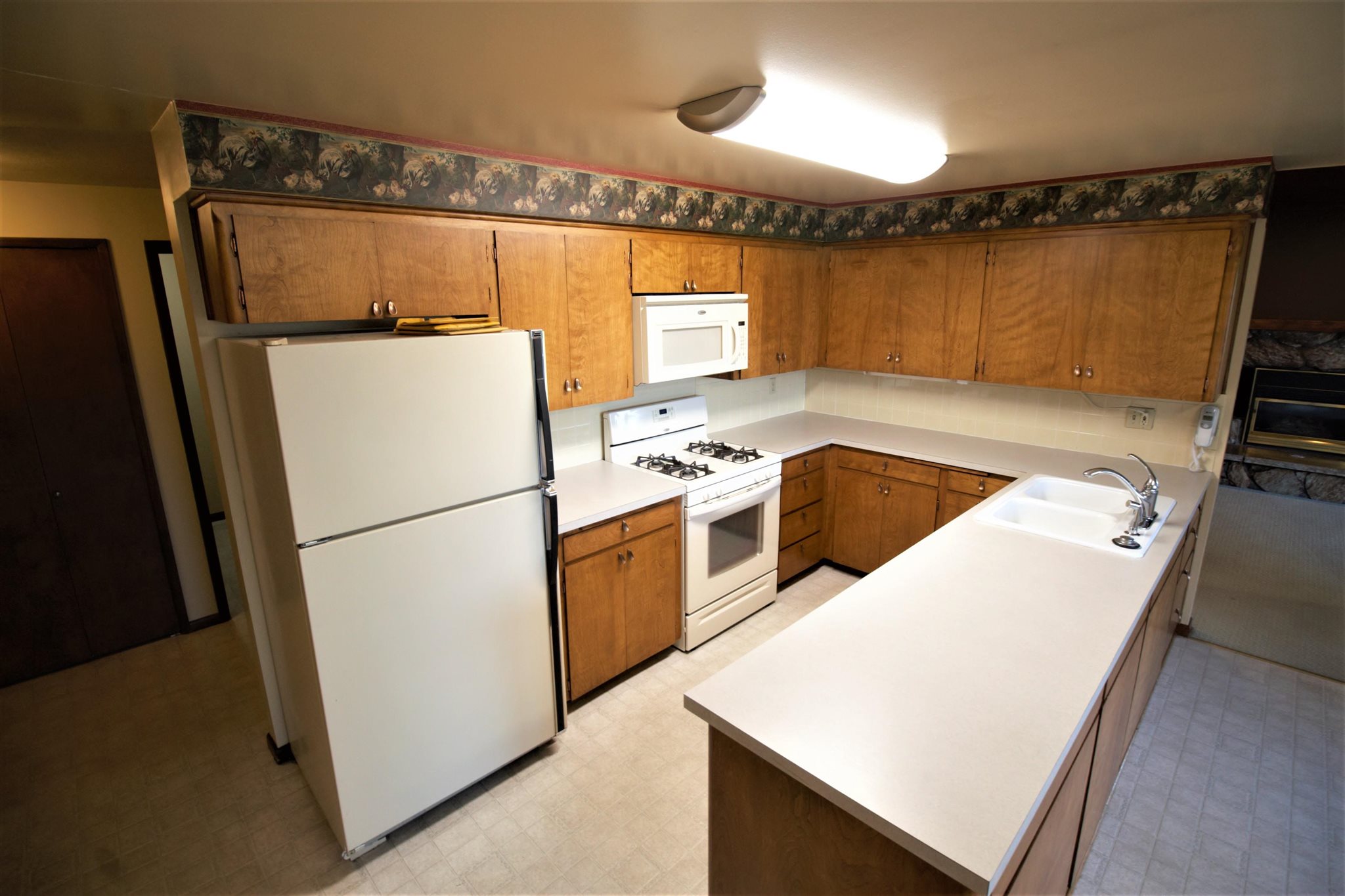 1428 West Toni Rae Drive Spokane, WA 99218 - Photo 12 of 27 Gallery Image 12