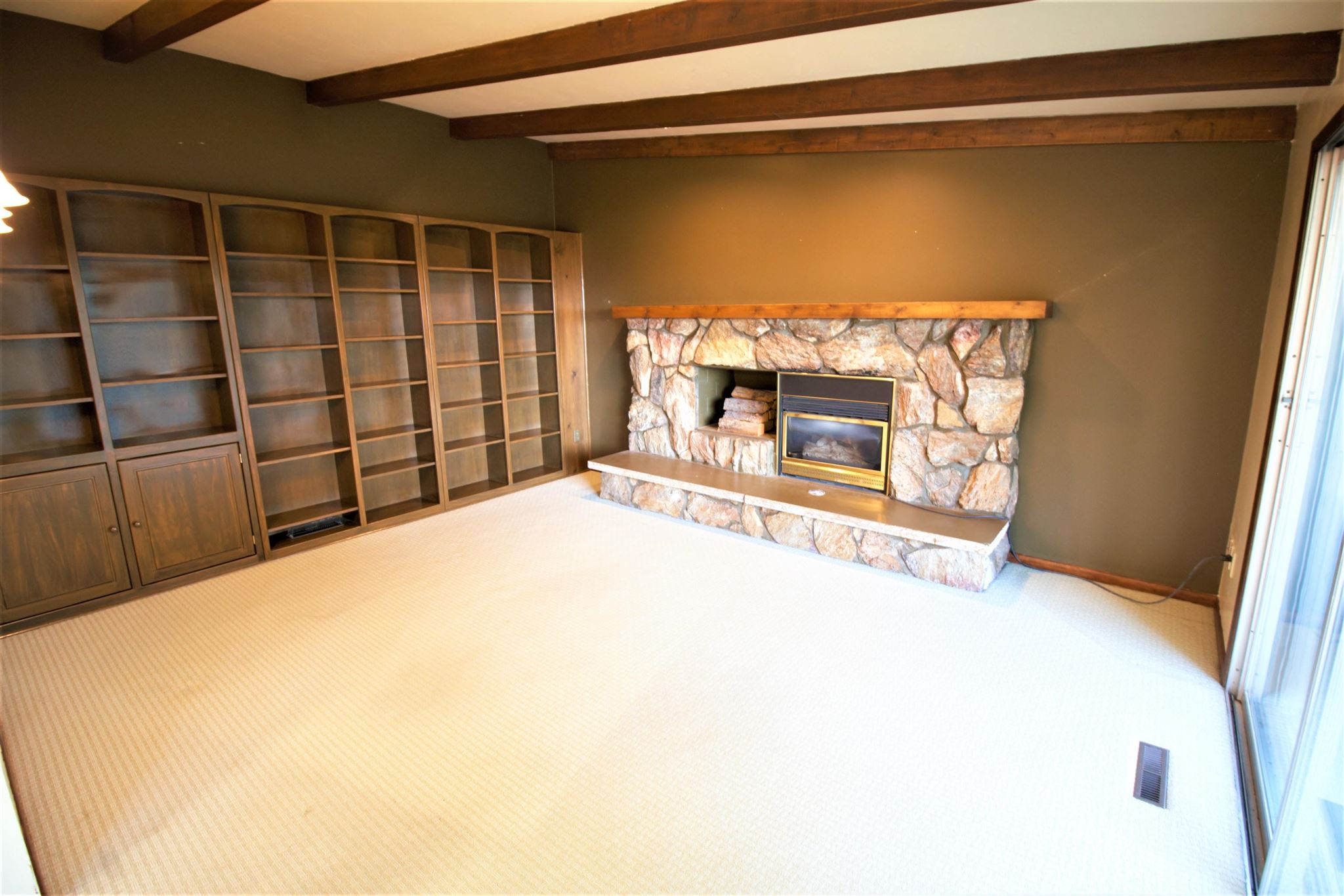 1428 West Toni Rae Drive Spokane, WA 99218 - Photo 13 of 27 Gallery Image 13