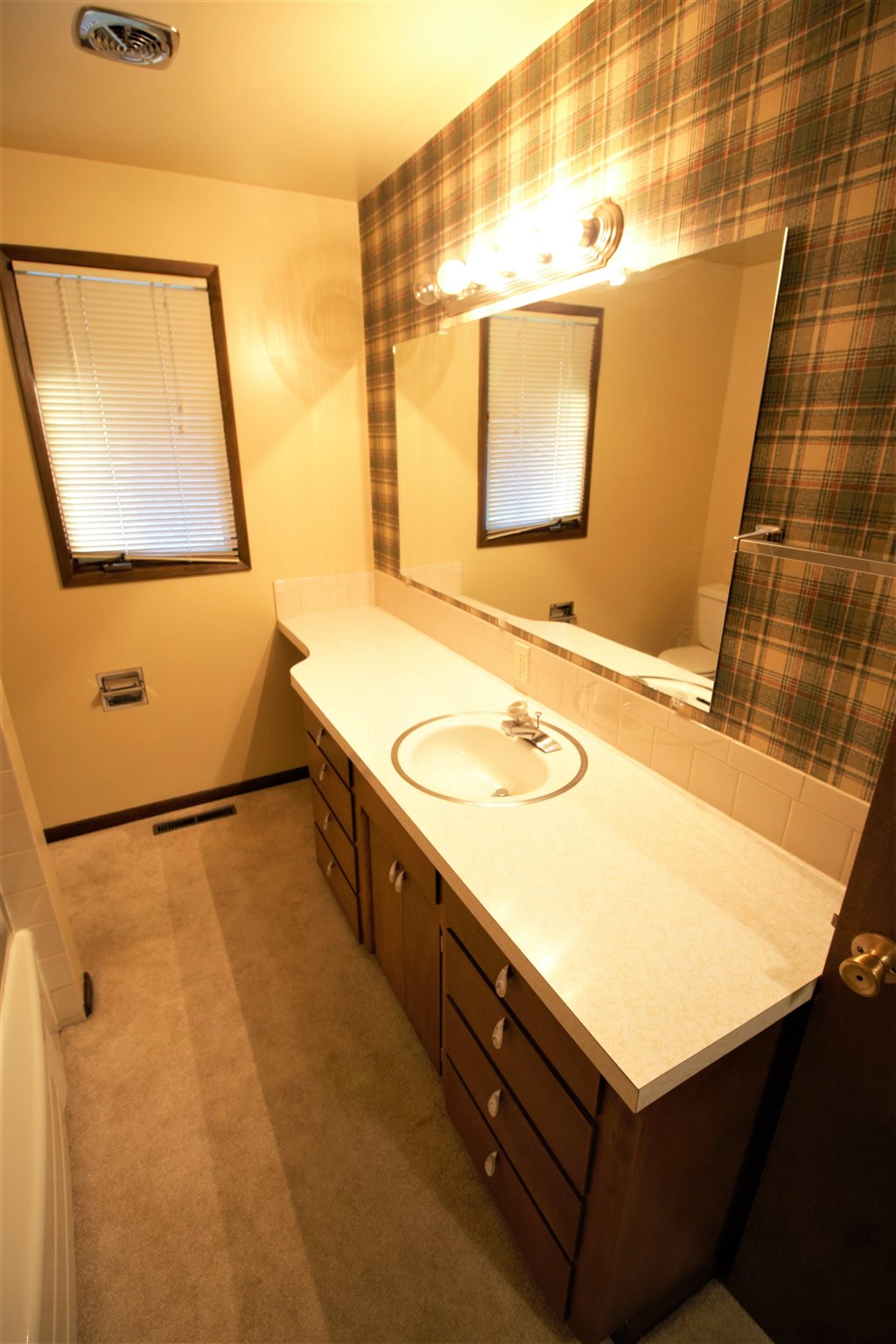 1428 West Toni Rae Drive Spokane, WA 99218 - Photo 15 of 27 Gallery Image 15