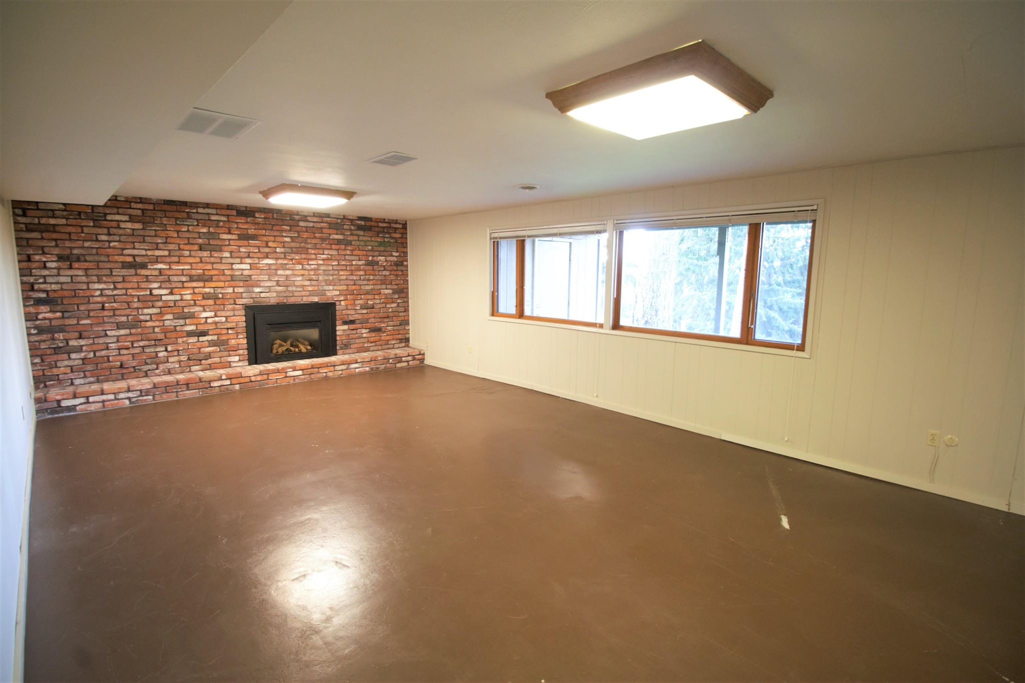 1428 West Toni Rae Drive Spokane, WA 99218 - Photo 16 of 27 Gallery Image 16