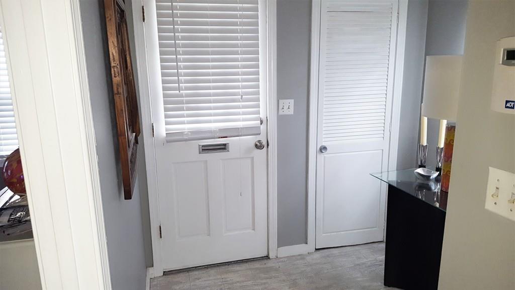 34 Arbutus Road Worcester, MA 01606 - Photo 3 of 21 Gallery Image 3