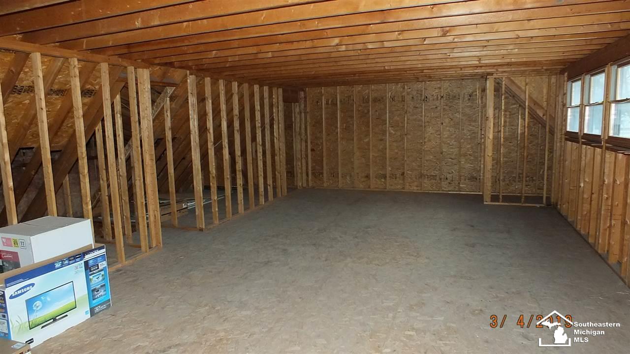 7490 Douglas Road Lambertville, MI 48144 - Photo 14 of 18 Gallery Image 14