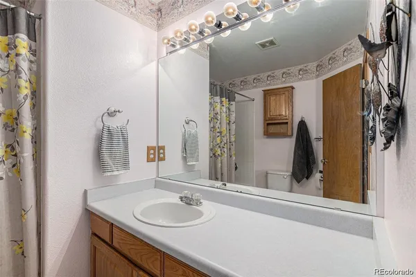 $900,000 | 6262 Braun Circle, Arvada, CO 80004