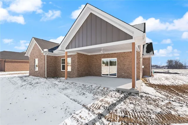 $419,900 | 8122 Farming Way, Charlestown, IN 47111