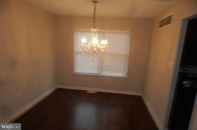 4 London Road Burlington, NJ 08016 - Photo 4 of 23 Gallery Image 4