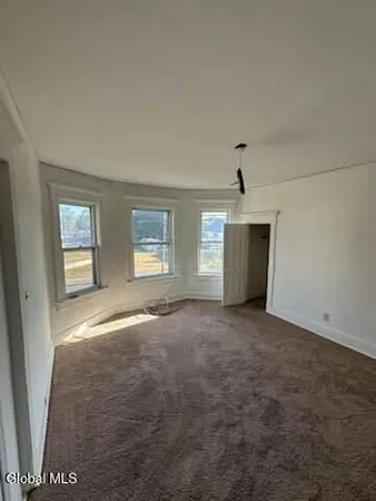 $1,200 | 169 Kingsboro Avenue, Gloversville, NY 12078