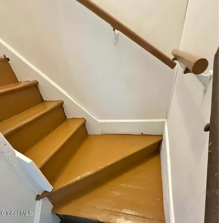 $1,200 | 169 Kingsboro Avenue, Gloversville, NY 12078