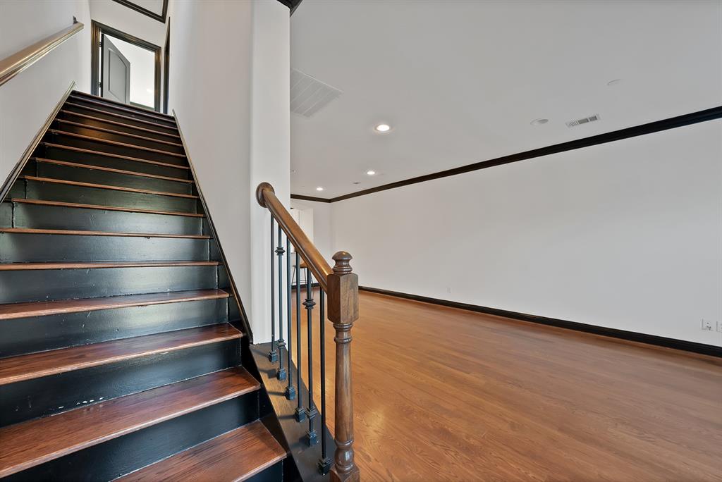 5747 Prospect Avenue, Unit B Dallas, TX 75206 - Photo 24 of 39 a view of entryway and hall with wooden floor