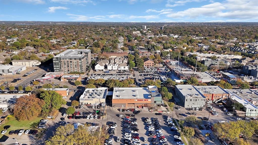 5747 Prospect Avenue, Unit B Dallas, TX 75206 - Photo 38 of 39 an aerial view of multiple house