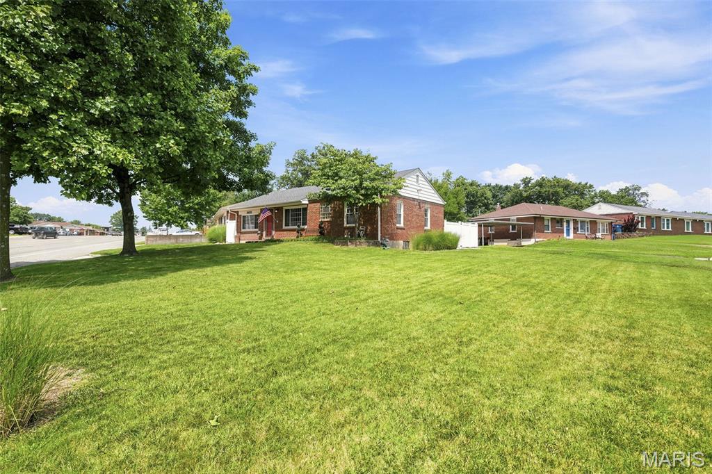 9401 Reavis Barracks Road St. Louis, MO 63123 - Photo 2 of 25 Gallery Image 2