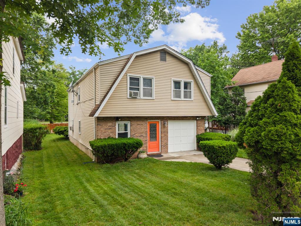132 Spring Street Leonia, NJ 07605 - Photo 2 of 47