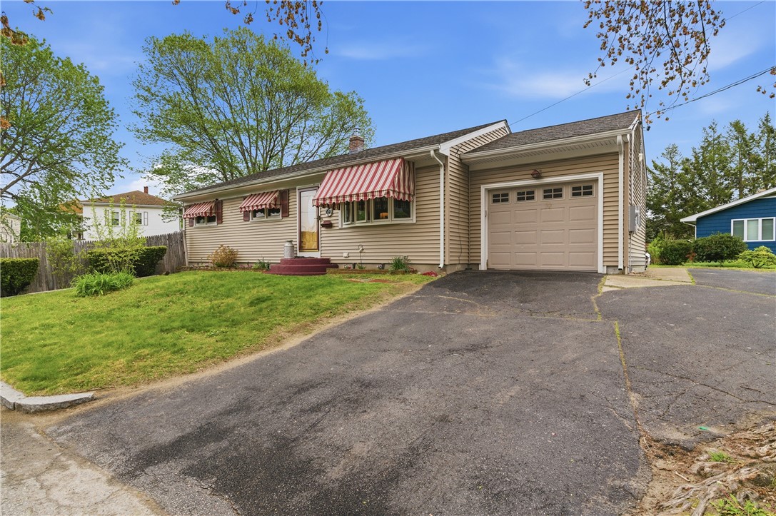 107 Irene Boulevard Woonsocket, RI 02895 - Photo 18 of 21