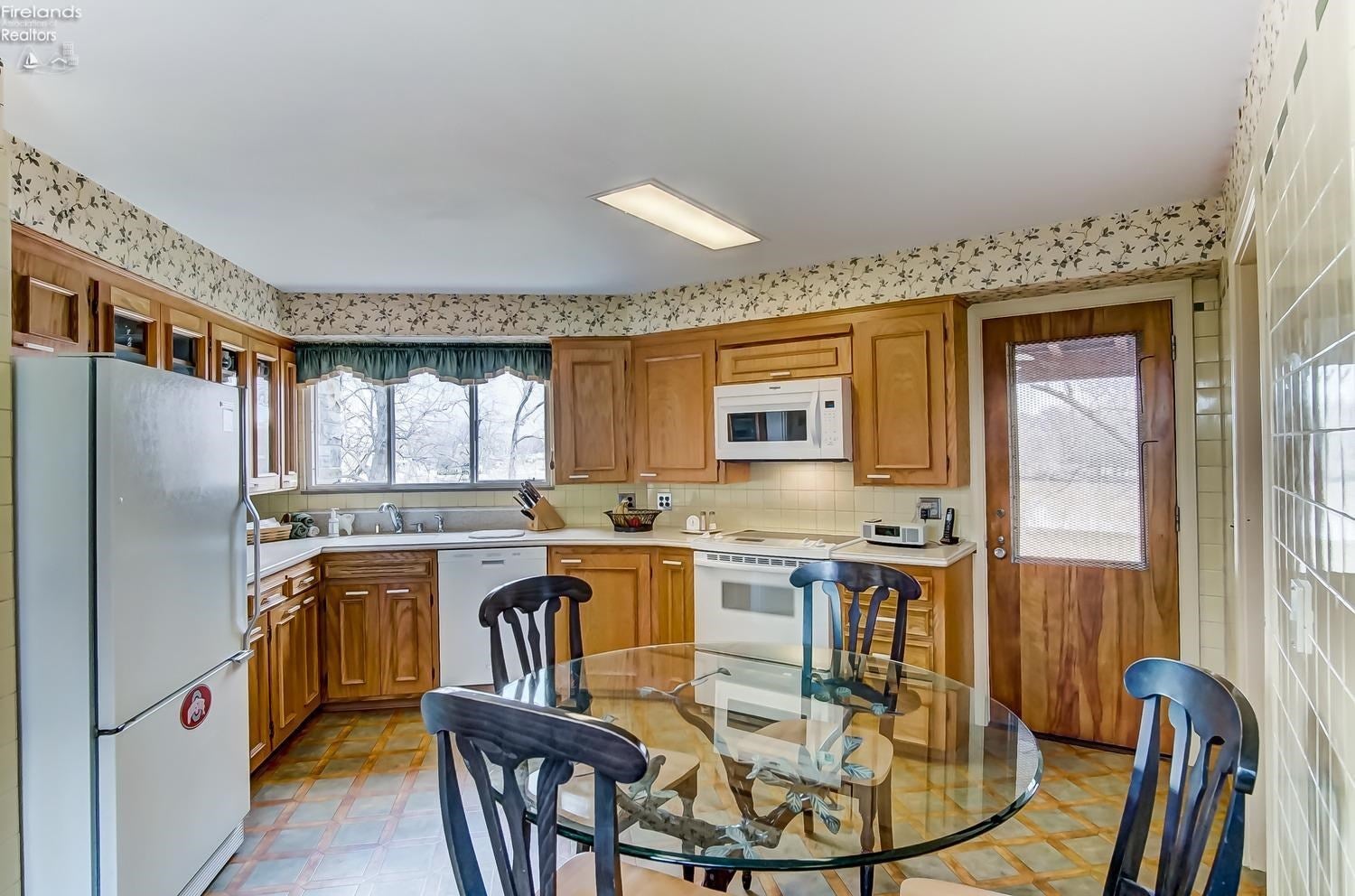 3117 Port Clinton Road Fremont, OH 43420 - Photo 12 of 23 Gallery Image 12