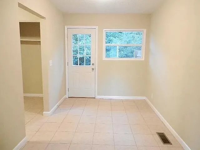 $299,000 | 9821 Colony Park Lane, Soddy Daisy, TN 37379