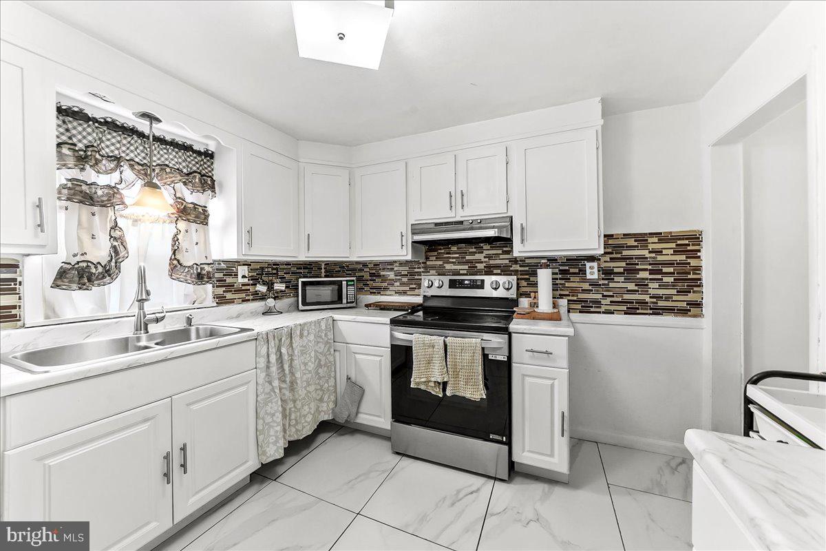 13 Alvil Road Wilmington, DE 19805 - Photo 7 of 32