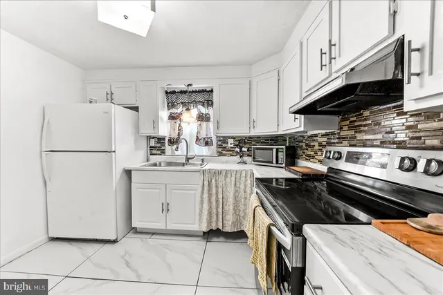 $380,000 | 13 Alvil Road, Wilmington, DE 19805