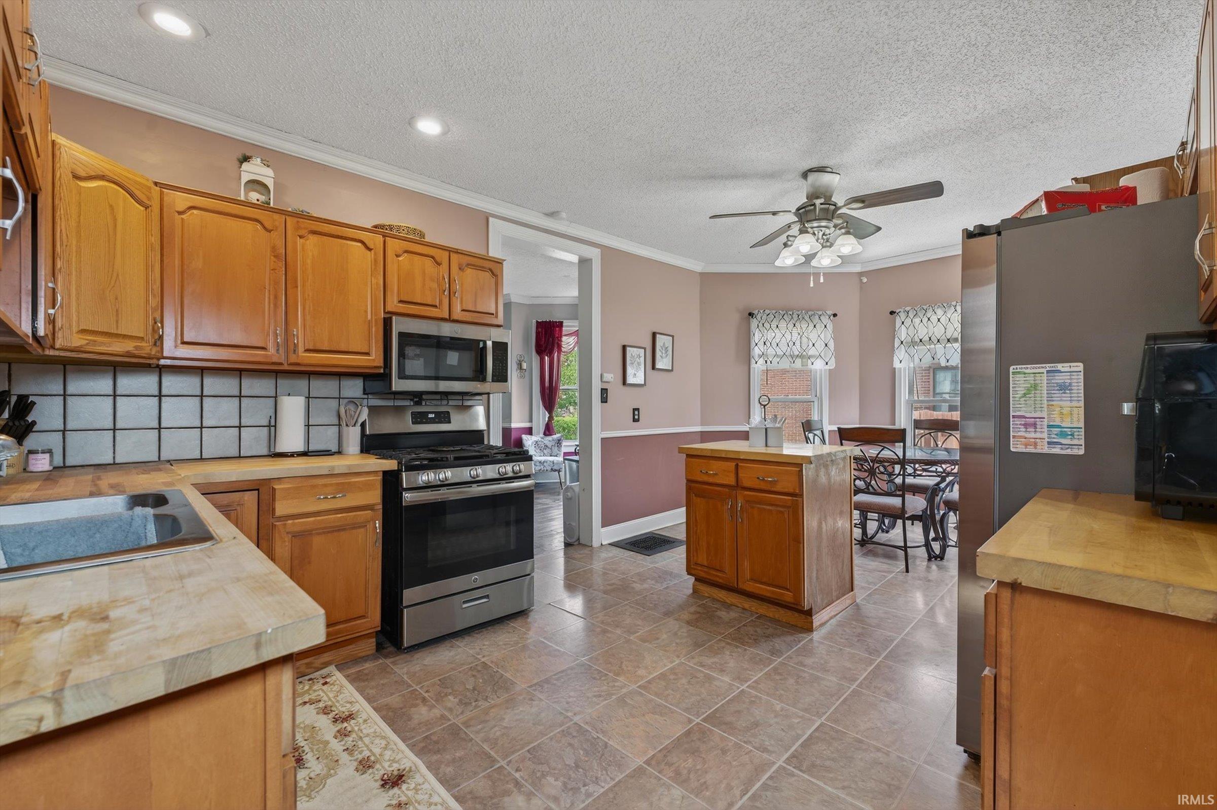 314 Roosevelt Road Walkerton, IN 46574 - Photo 11 of 30