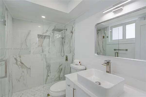 $4,200 | Pinecrest, Pinecrest, FL 33156