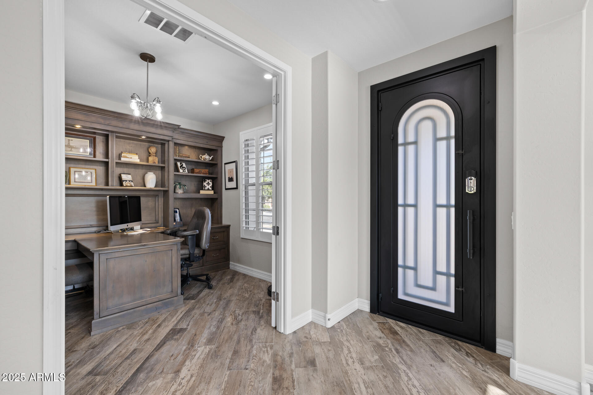 5729 South Winchester Mesa, AZ 85212 - Photo 10 of 85 46) FOYER_OFFICE