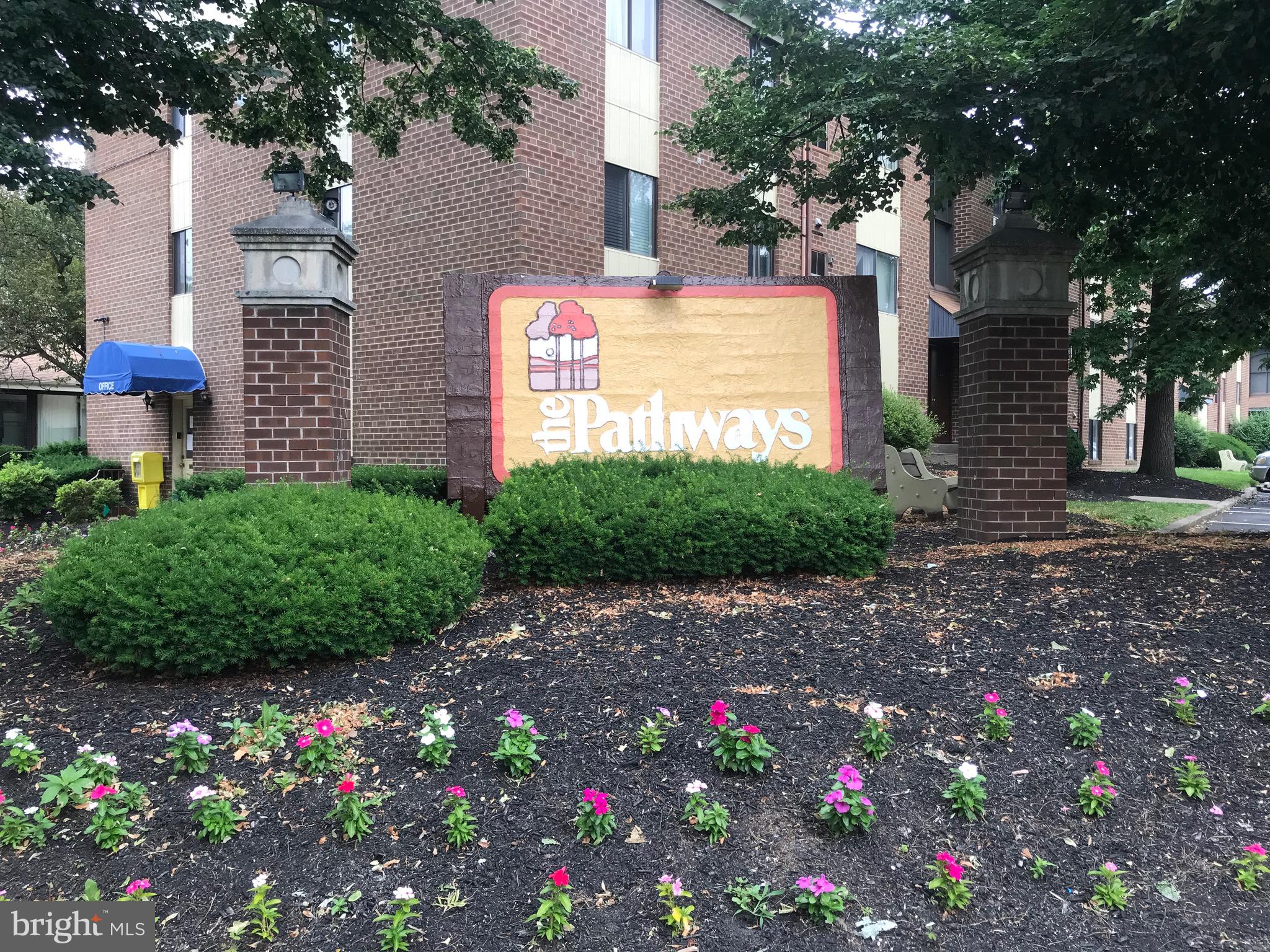 9921 Bustleton Avenue, Unit Q12 Philadelphia, PA 19115 - Photo 1 of 21
