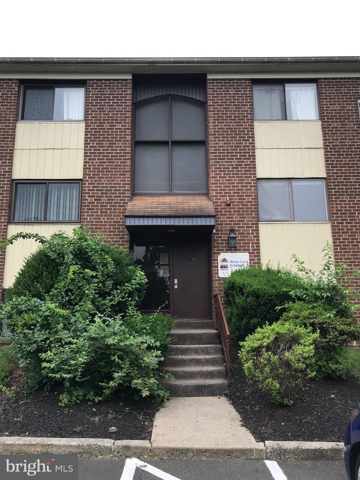 9921 Bustleton Avenue, Unit Q12 Philadelphia, PA 19115 - Photo 2 of 21