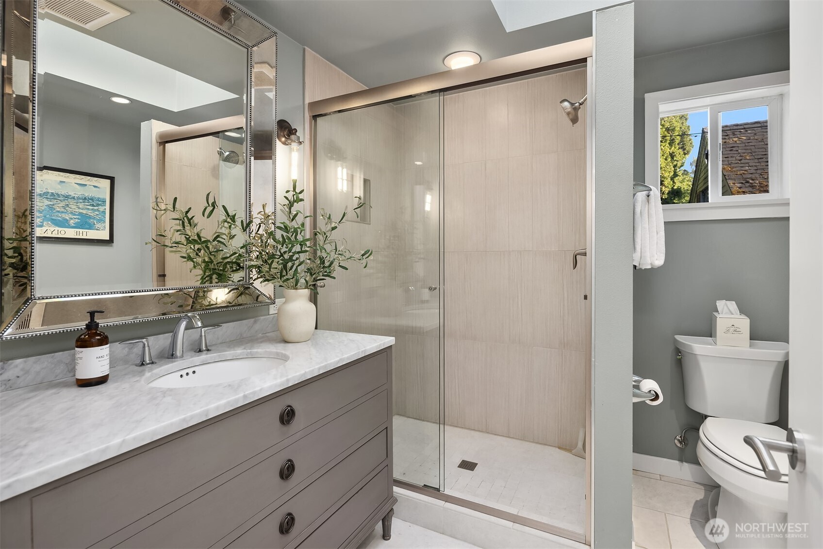 8917 Fauntleroy Way Southwest Seattle, WA 98136 - Photo 21 of 40