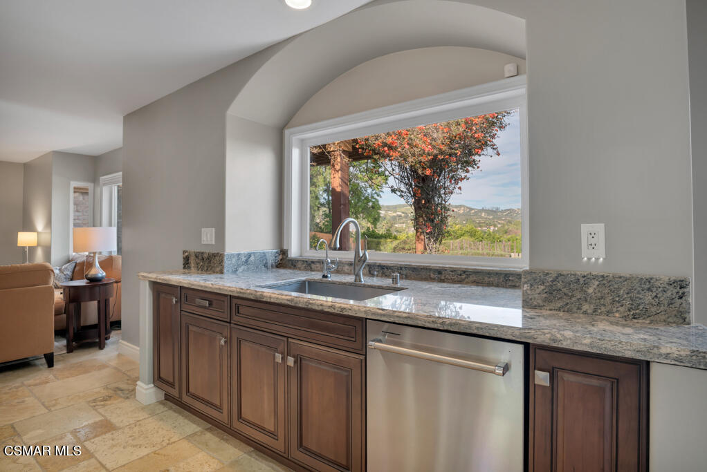 1660 San Rafael Way Camarillo, CA 93012 - Photo 16 of 63 1660 San Rafael Way- HsHProd-42