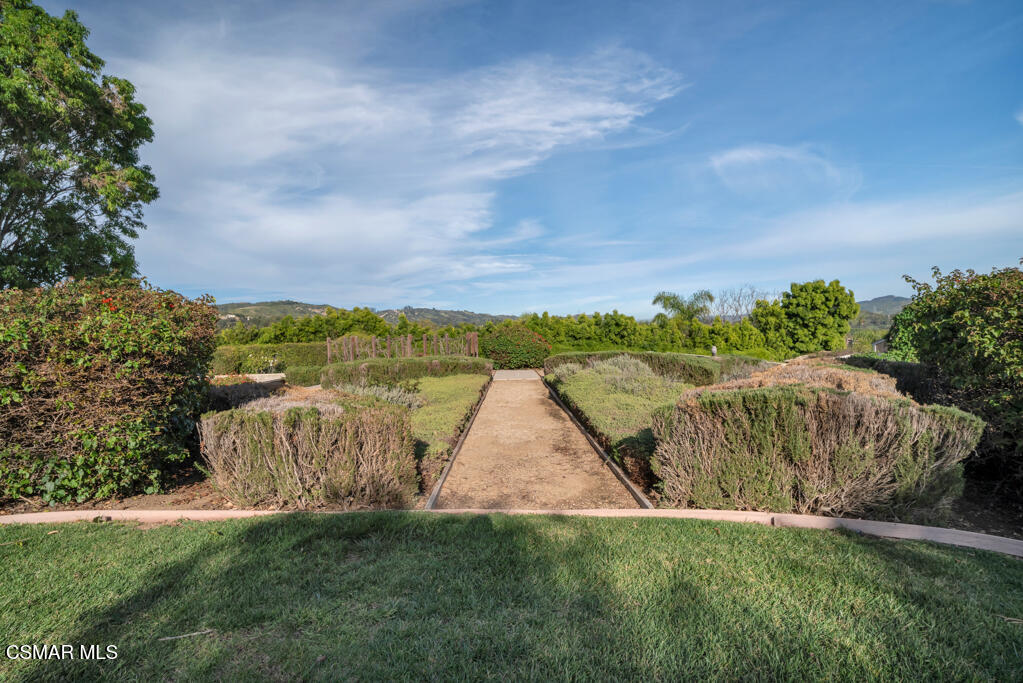 1660 San Rafael Way Camarillo, CA 93012 - Photo 45 of 63 1660 San Rafael Way- HsHProd-53