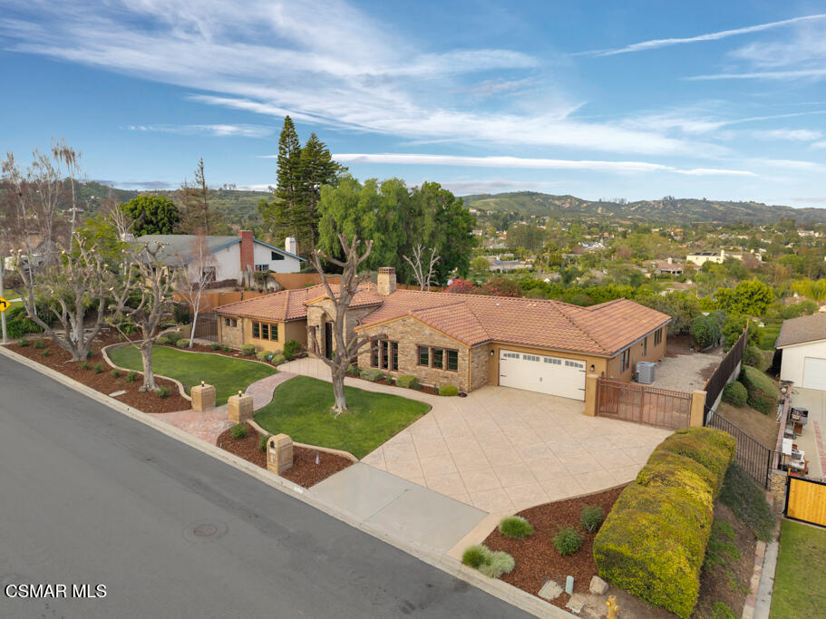 1660 San Rafael Way Camarillo, CA 93012 - Photo 56 of 63 a view of a city from a terrace