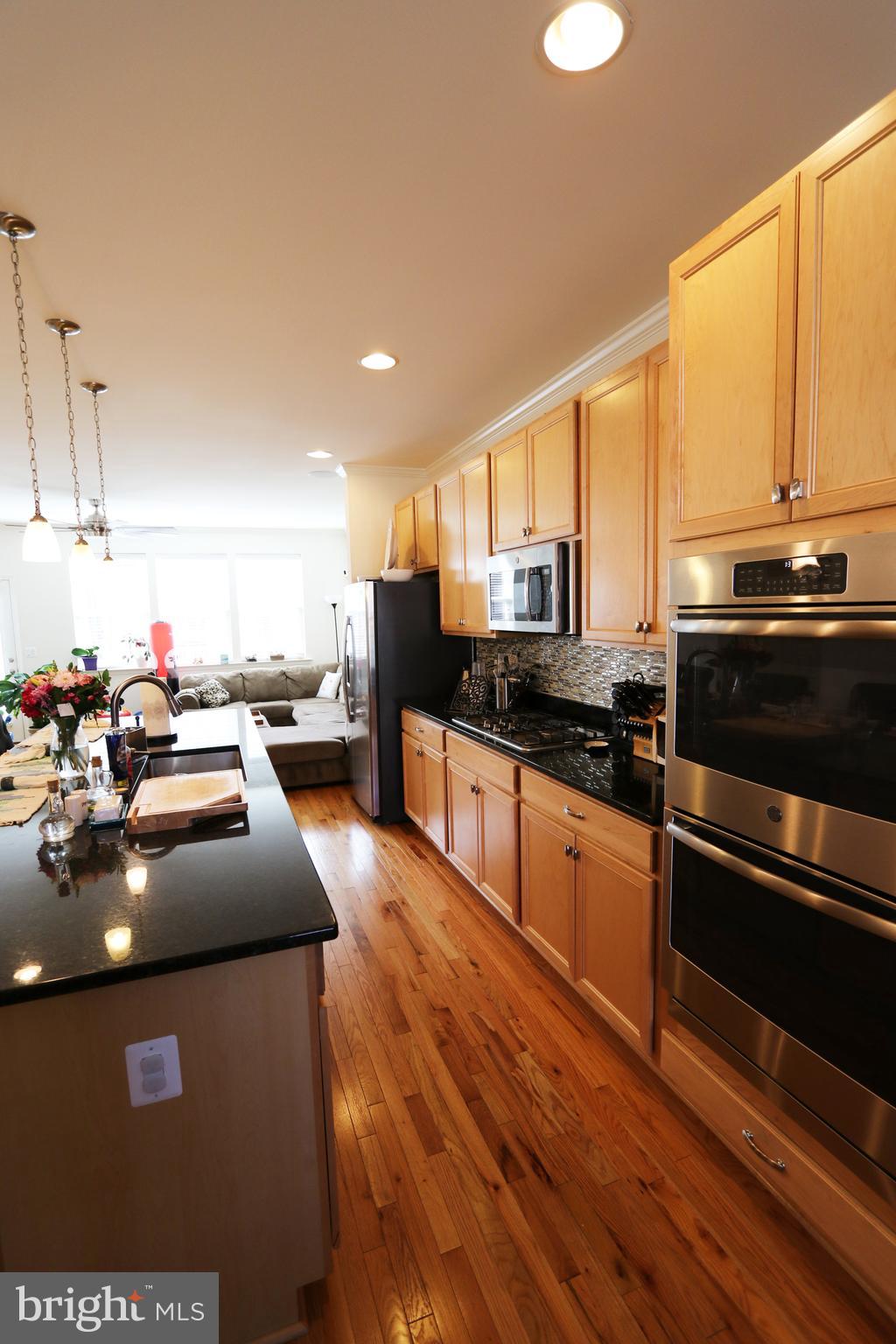 8006 Cayzer Lane Gainesville, VA 20155 - Photo 17 of 35