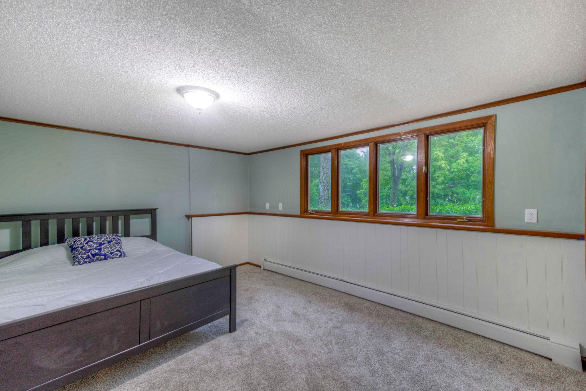 14820 Glendale Road Minnetonka, MN 55345 - Photo 19 of 27 Gallery Image 19