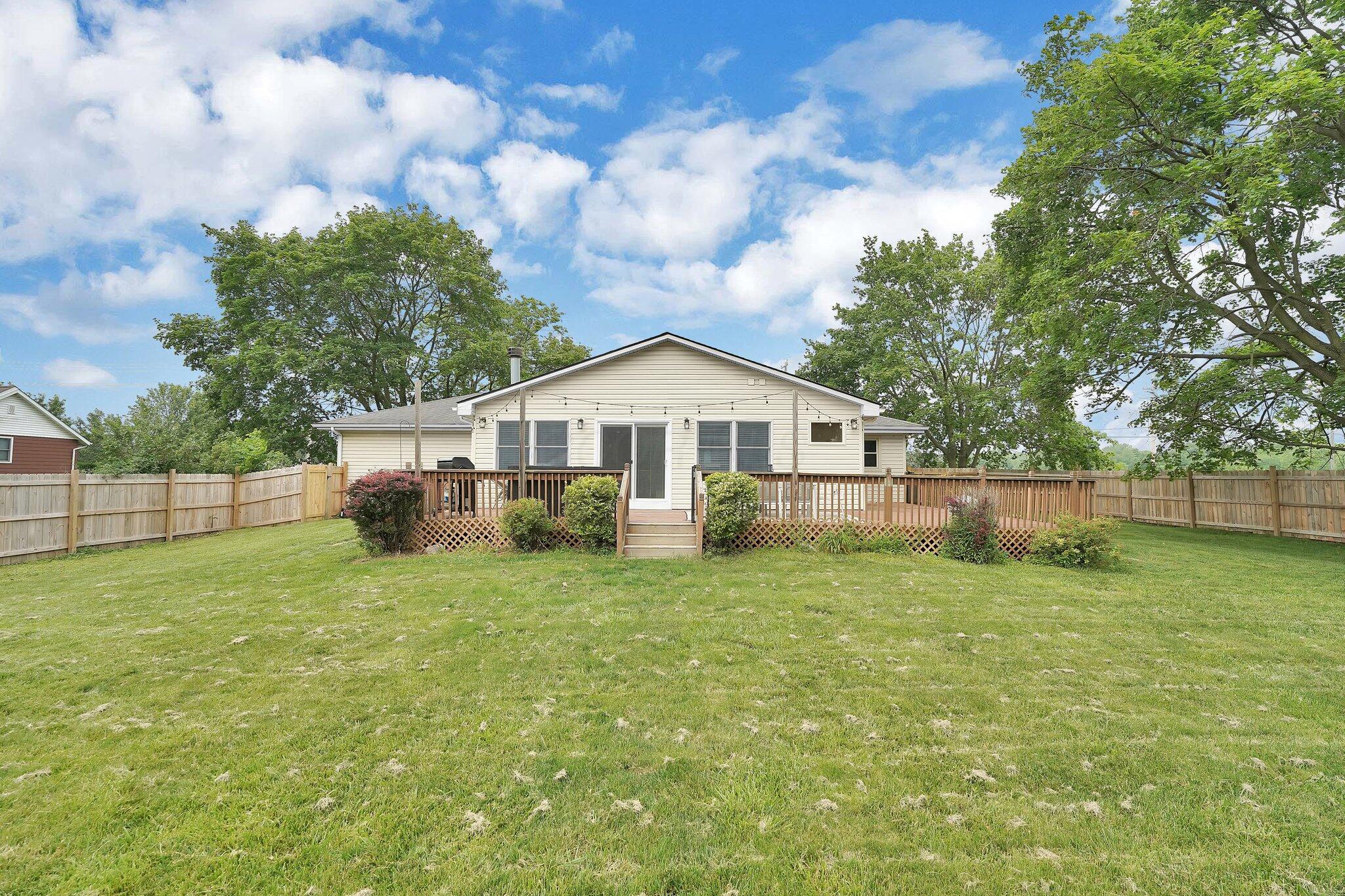 5524 Cosgray Road Dublin, OH 43016 - Photo 29 of 35 Exterior back